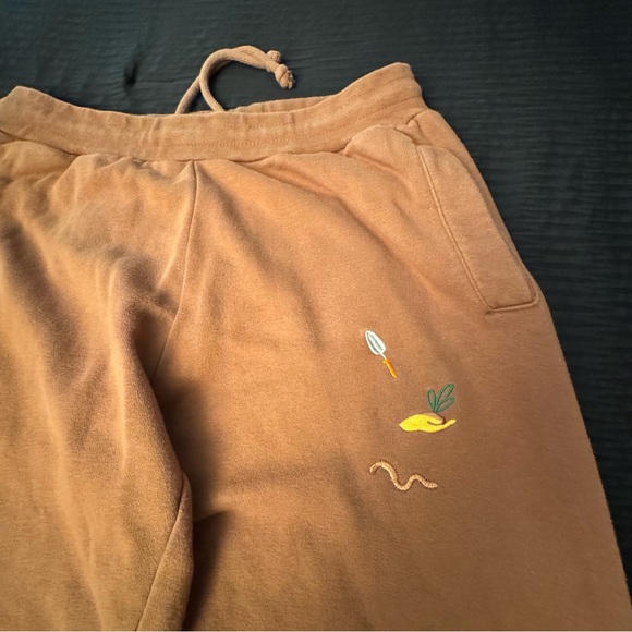 CROCS by Anwar Carrots colab Sweatpants Size Large Joggers Brown - Picture 9 of 13